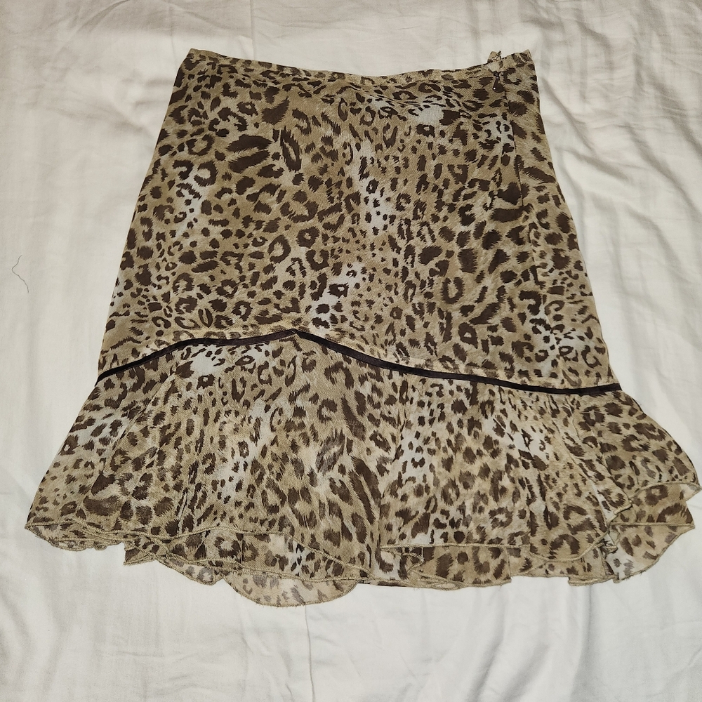 Leopard print skirt brown with ruffles